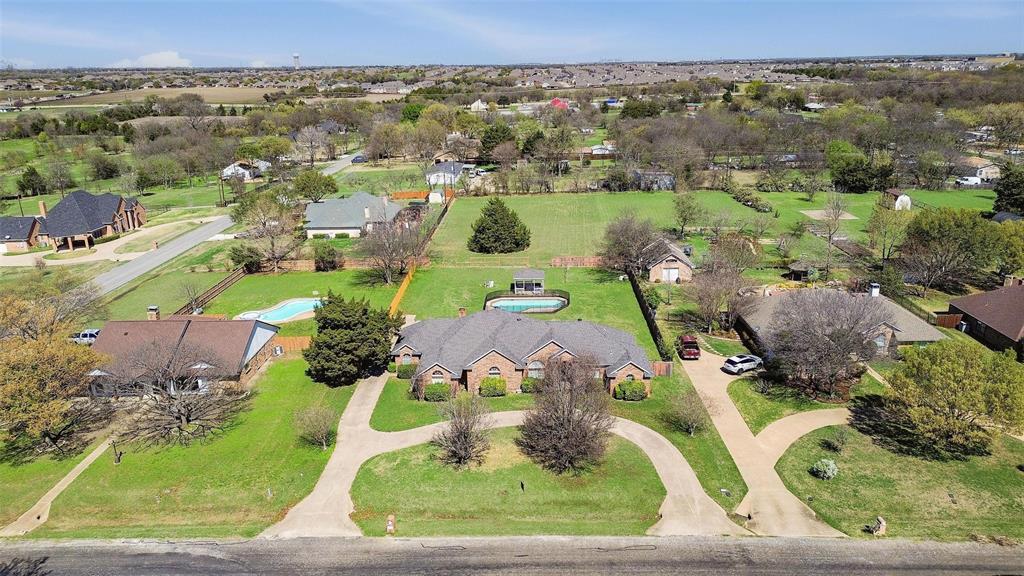 424 Country Ridge Lane Red Oak, TX 75154 - Photo 9 of 40
