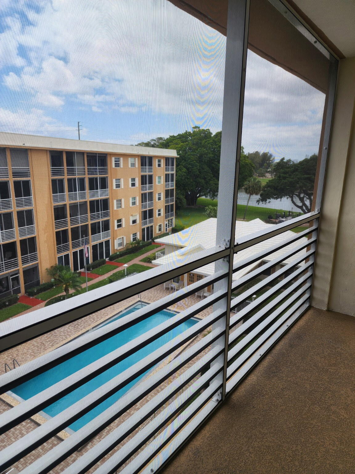 308 Golfview Road, Unit PH03 North Palm Beach, FL 33408 - Photo 14 of 16 IMG_3475