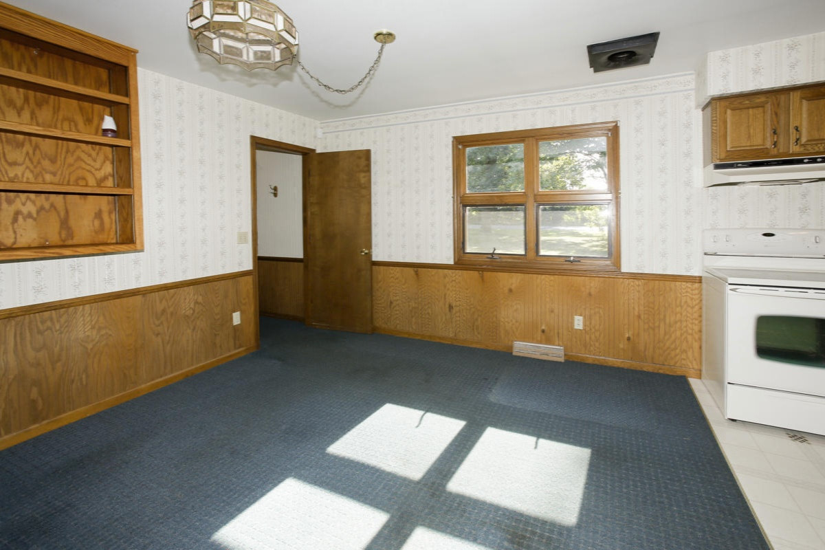 13009 East Baseline Road Hickory Corners, MI 49060 - Photo 9 of 22 13009 baseline rd-108