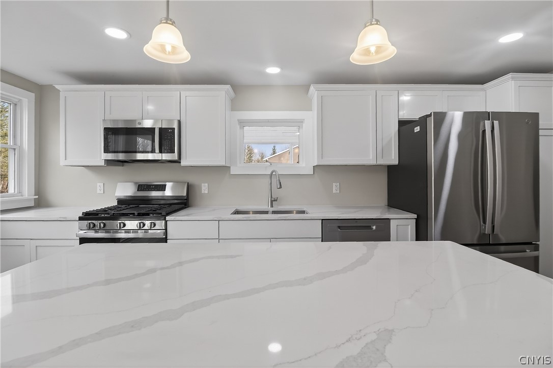 6637 Dix Road Westmoreland, NY 13440 - Photo 13 of 35