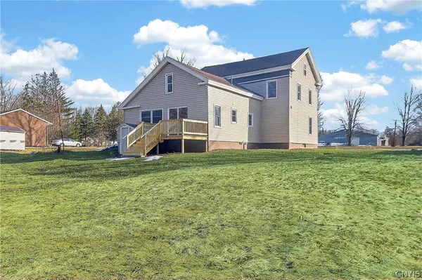 $425,000 | 6637 Dix Road, Westmoreland, NY 13440