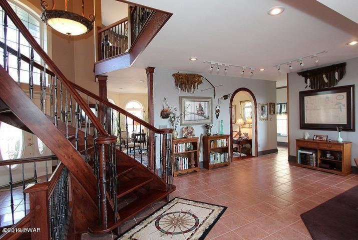 48 Kennedy Road Honesdale, PA 18431 - Photo 6 of 42