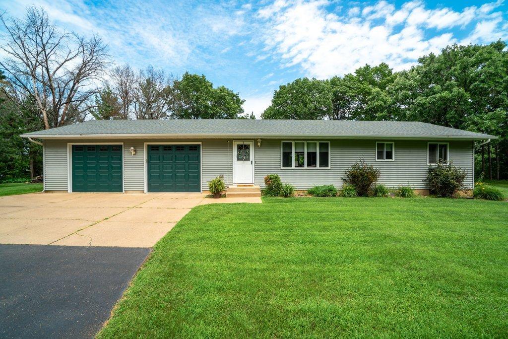 4437 Old Wells Road Eau Claire, WI 54703 - Photo 1 of 65