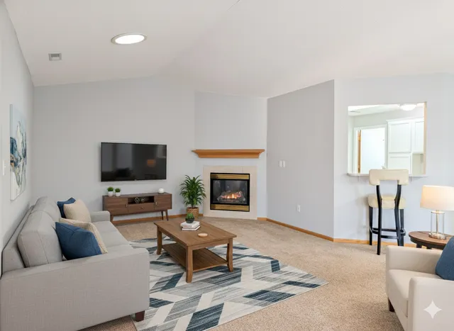 $315,000 | 3016 Timberwood Trail, Unit 2, Eagan, MN 55121