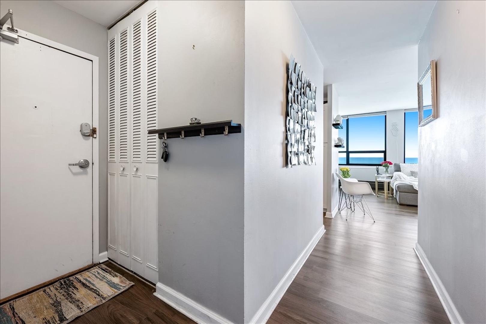6171 North Sheridan Road, Unit 2512 Chicago, IL 60660 - Photo 2 of 21
