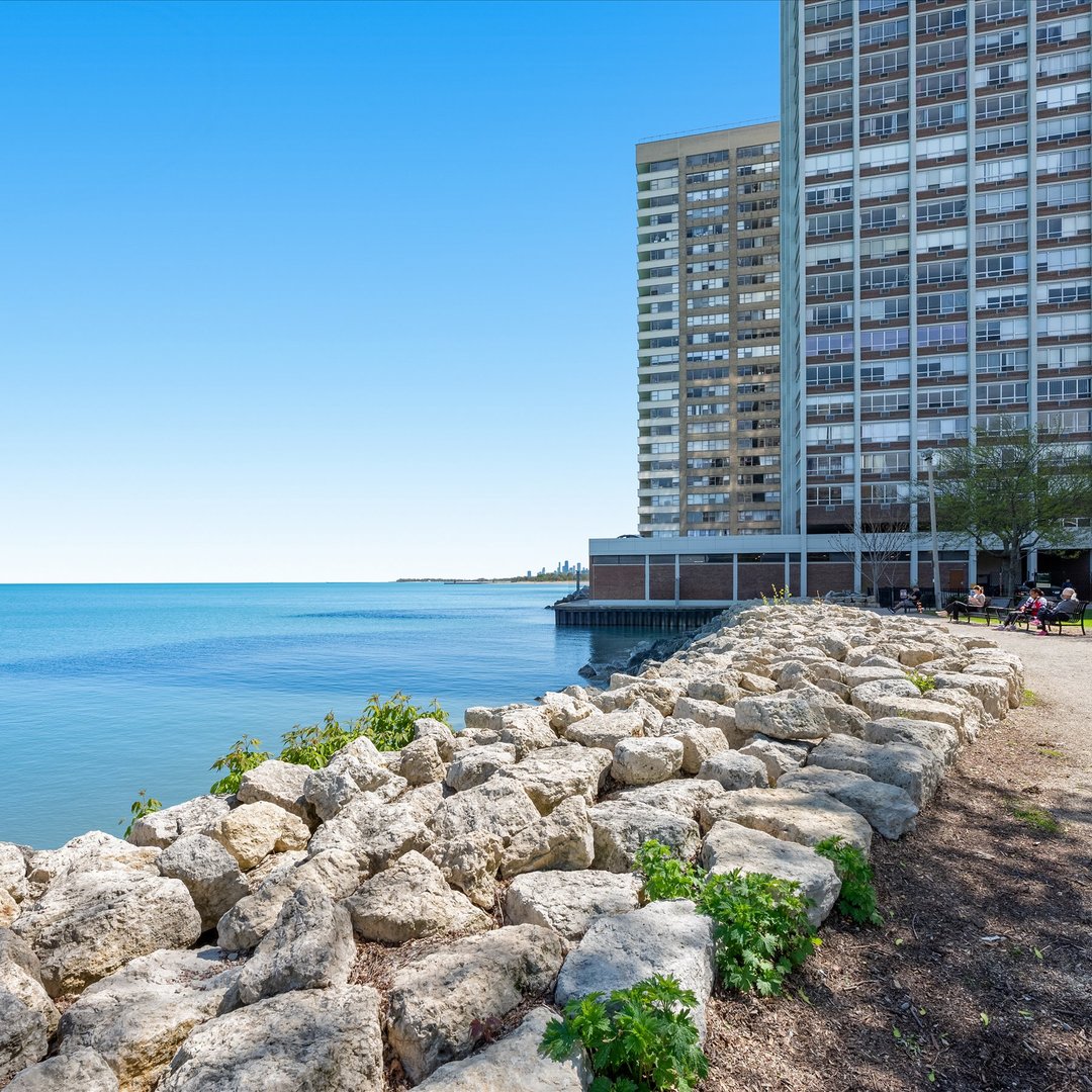 6171 North Sheridan Road, Unit 2512 Chicago, IL 60660 - Photo 21 of 21