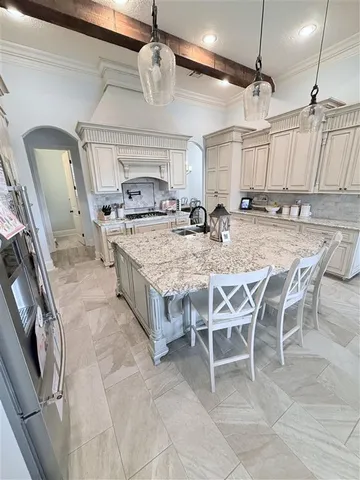 $799,000 | 5124 East Worthington Drive, Lake Charles, LA 70605