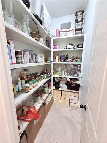 $799,000 | 5124 East Worthington Drive, Lake Charles, LA 70605