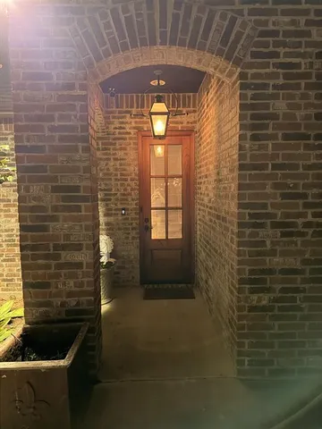 $799,000 | 5124 East Worthington Drive, Lake Charles, LA 70605