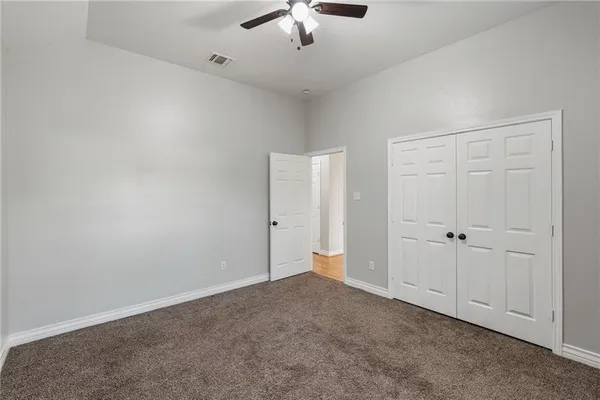 $3,300 | 104 St Andrews Street, Rockport, TX 78382