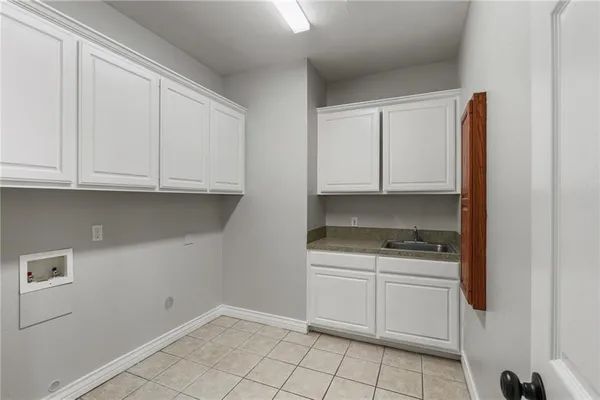 $3,300 | 104 St Andrews Street, Rockport, TX 78382