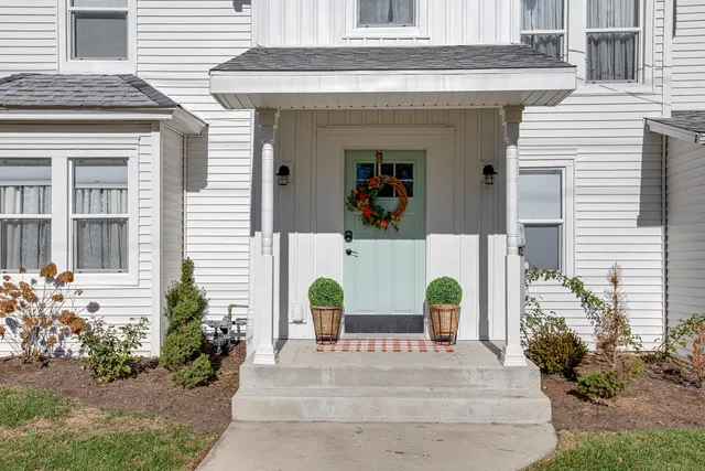 a view of house with outdoor space