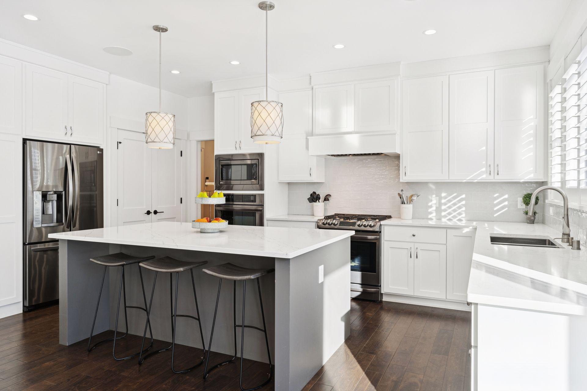 5213 Woodhill Road Minnetonka, MN 55345 - Photo 18 of 88