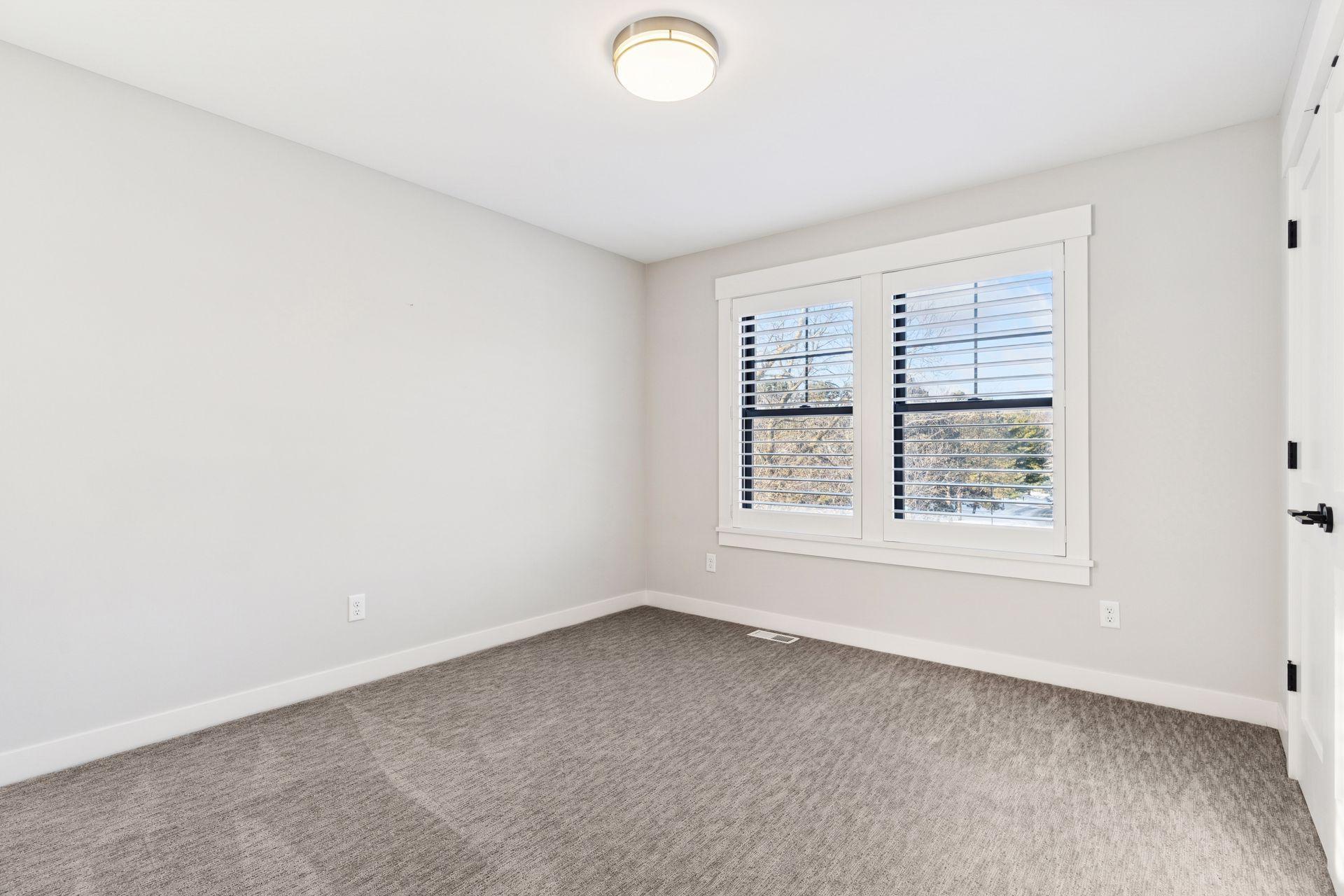 5213 Woodhill Road Minnetonka, MN 55345 - Photo 33 of 88