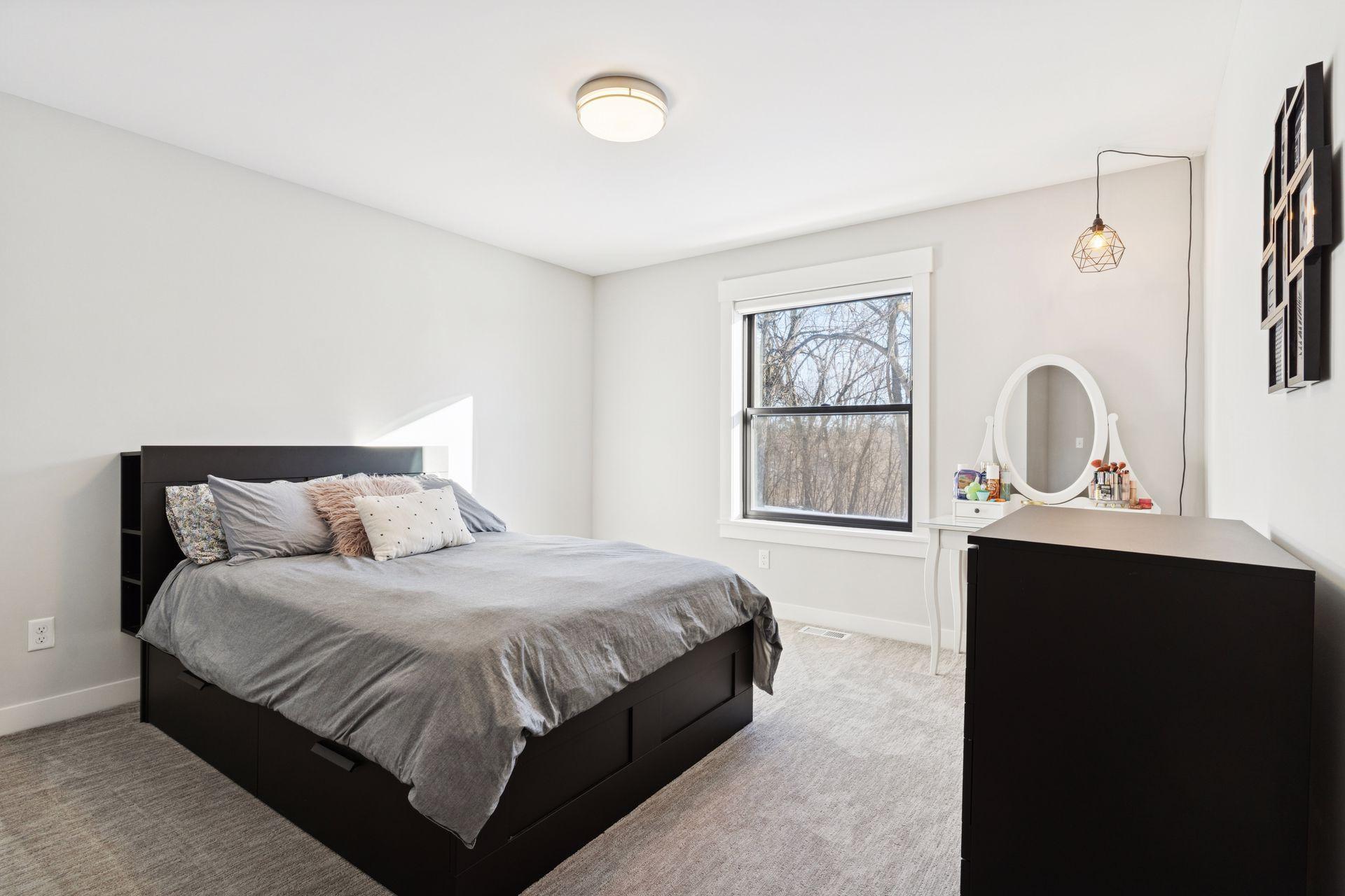 5213 Woodhill Road Minnetonka, MN 55345 - Photo 44 of 88