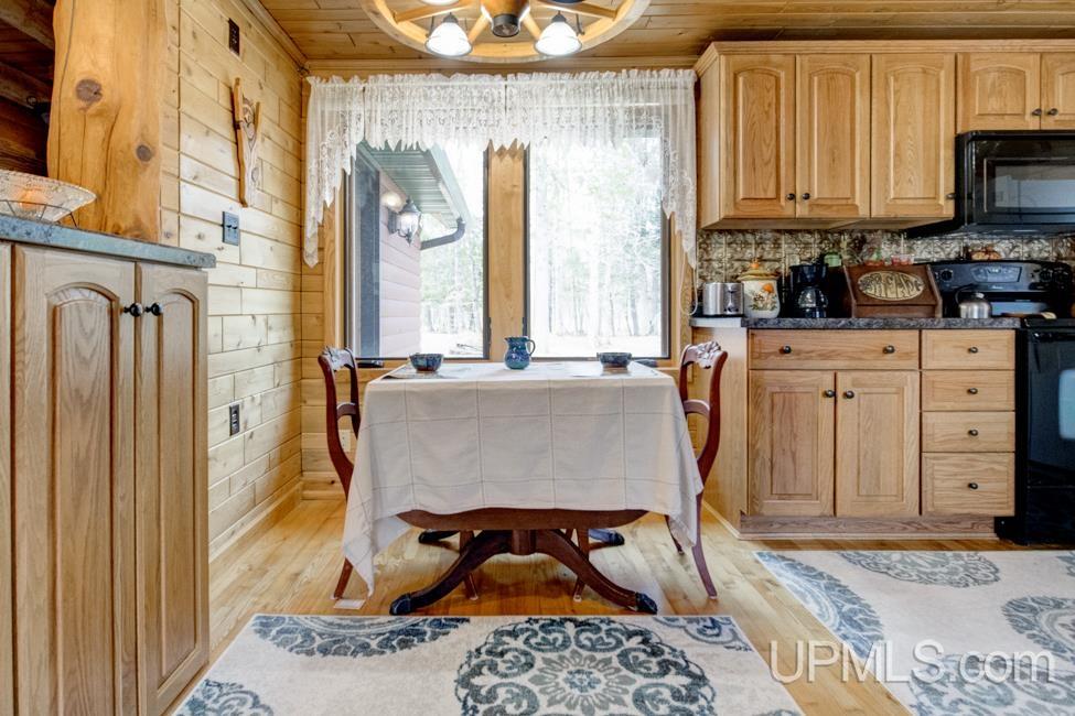 14281 Evergreen Road Rock, MI 49880 - Photo 9 of 78