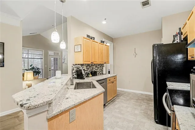 $330,000 | 933 Sandringham Drive, Unit 933, Alpharetta, GA 30004