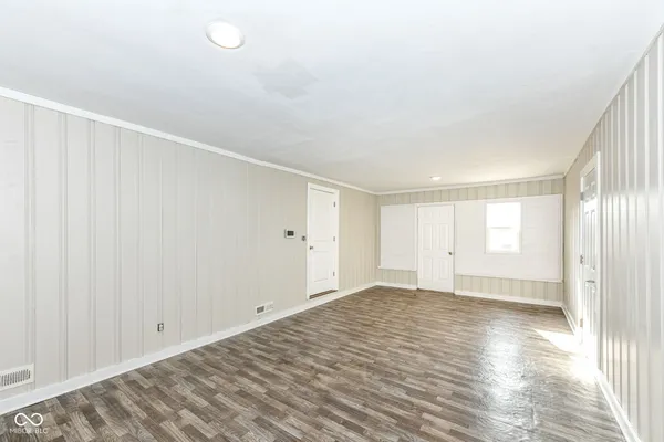 $189,000 | 2328 East 9th Street, Anderson, IN 46012