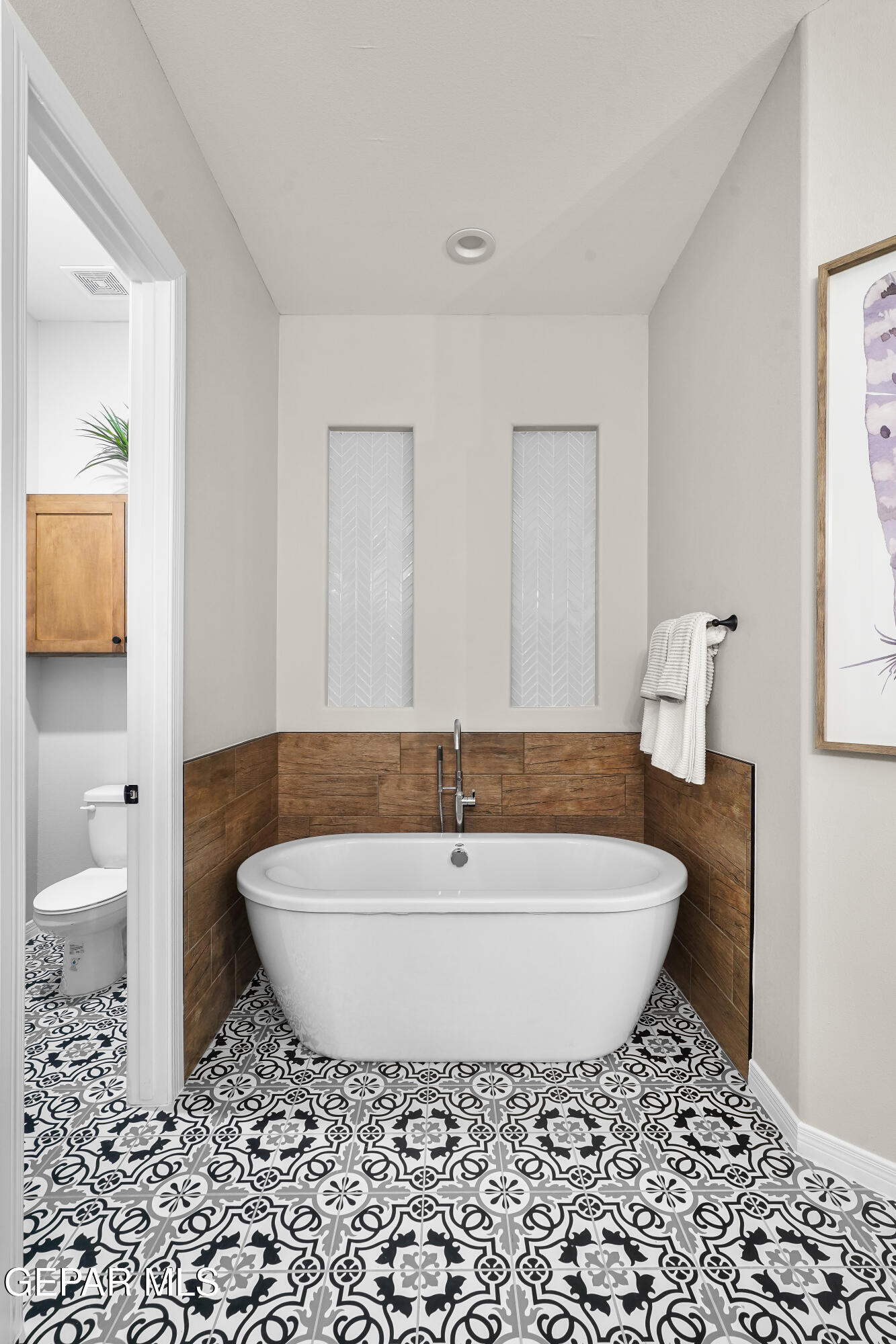 320 Emerald Rise Drive El Paso, TX 79928 - Photo 21 of 29 a bathroom with a sink and a mirror