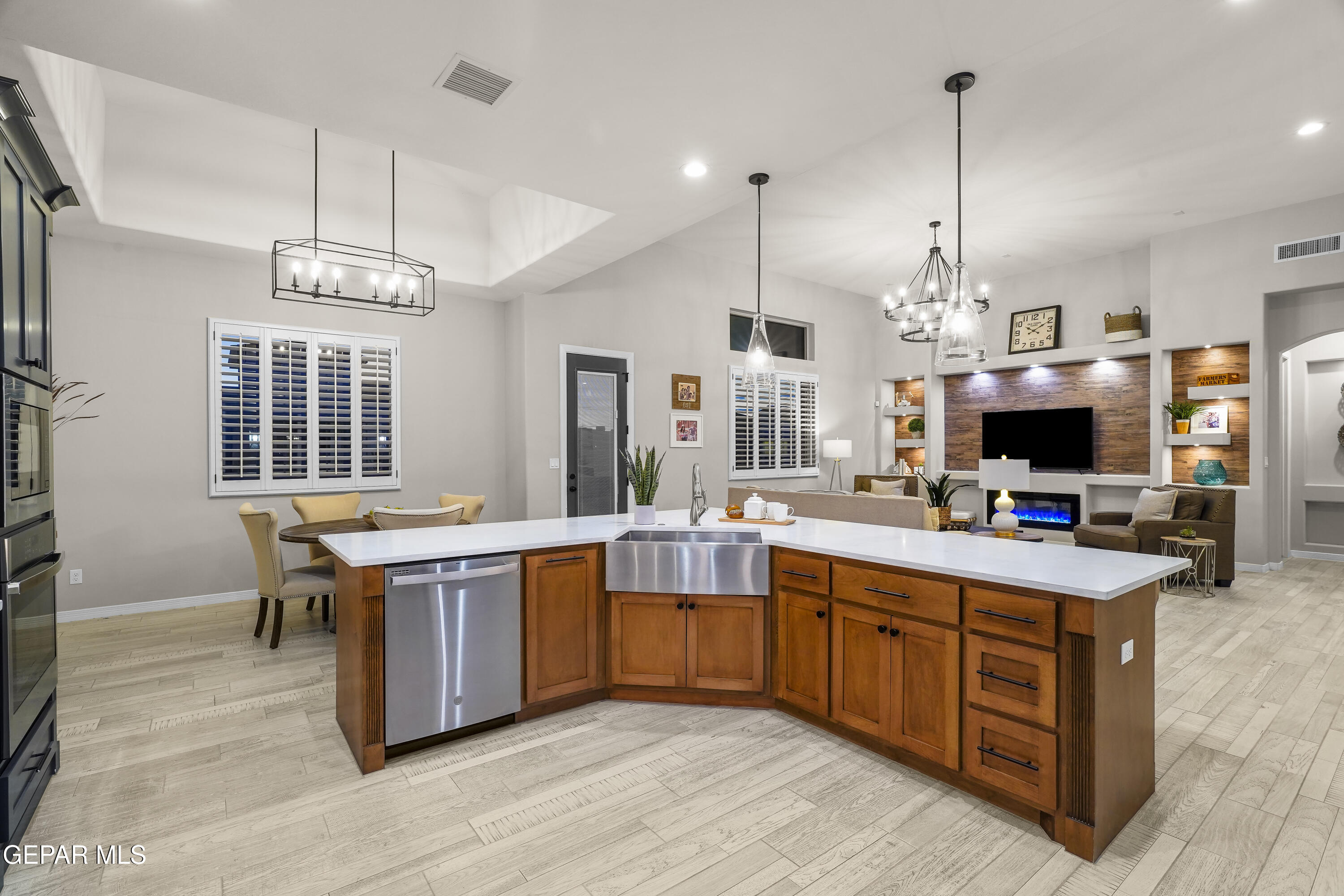 320 Emerald Rise Drive El Paso, TX 79928 - Photo 8 of 29 a large kitchen island in the center