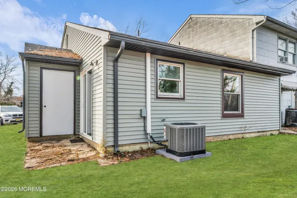 $2,000 | 110 Lexington Boulevard, Barnegat, NJ 08005