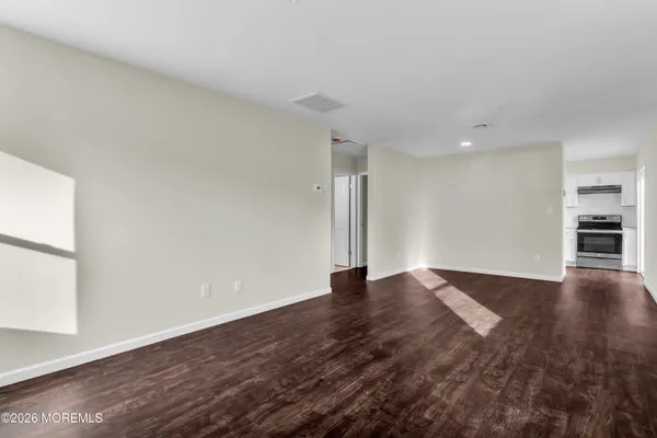 $2,000 | 110 Lexington Boulevard, Barnegat, NJ 08005