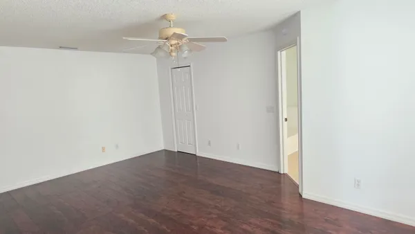 $2,550 | 6448 Northwest Colgate Street, Port St. Lucie, FL 34986