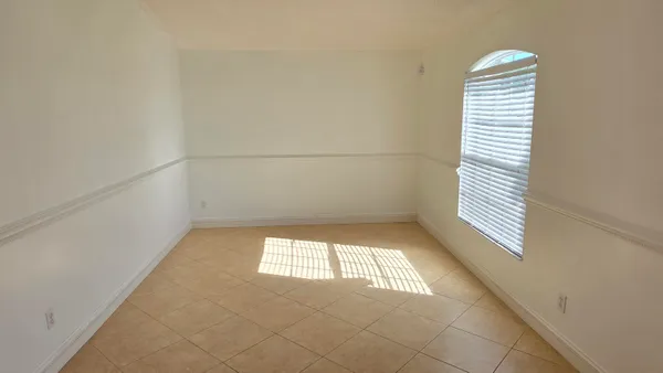 $2,550 | 6448 Northwest Colgate Street, Port St. Lucie, FL 34986
