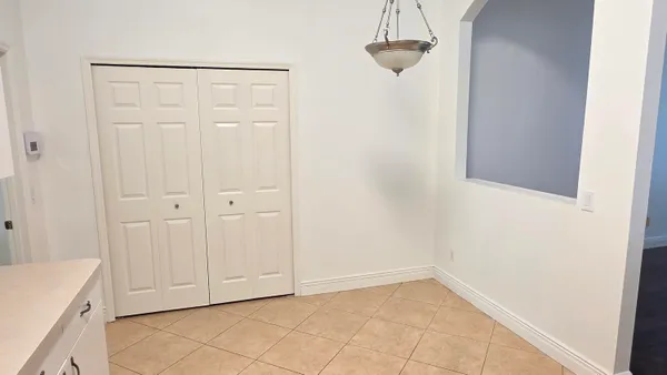 $2,550 | 6448 Northwest Colgate Street, Port St. Lucie, FL 34986