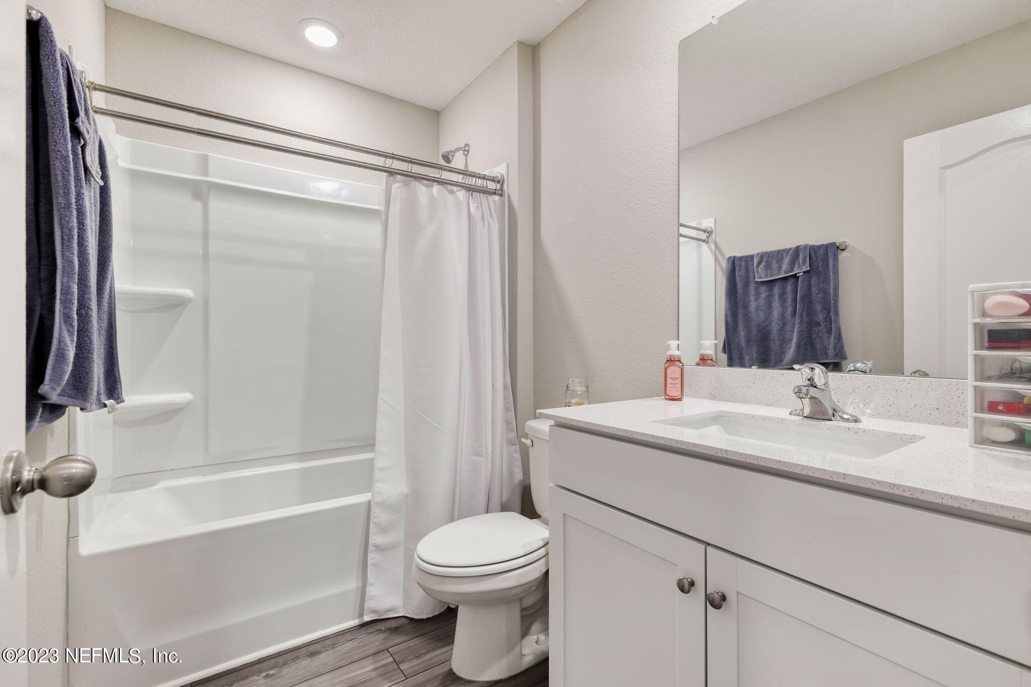 427 Falcon Ridge Road St. Augustine, FL 32084 - Photo 25 of 45 a bathroom with a sink toilet and shower