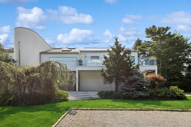 $275,000 | 30 Tanners Neck Lane, Westhampton, NY 11977