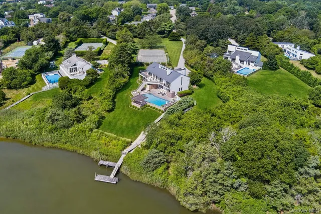 $275,000 | 30 Tanners Neck Lane, Westhampton, NY 11977