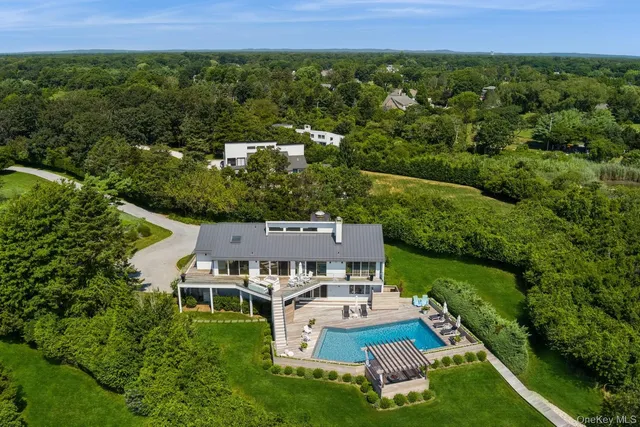 $275,000 | 30 Tanners Neck Lane, Westhampton, NY 11977