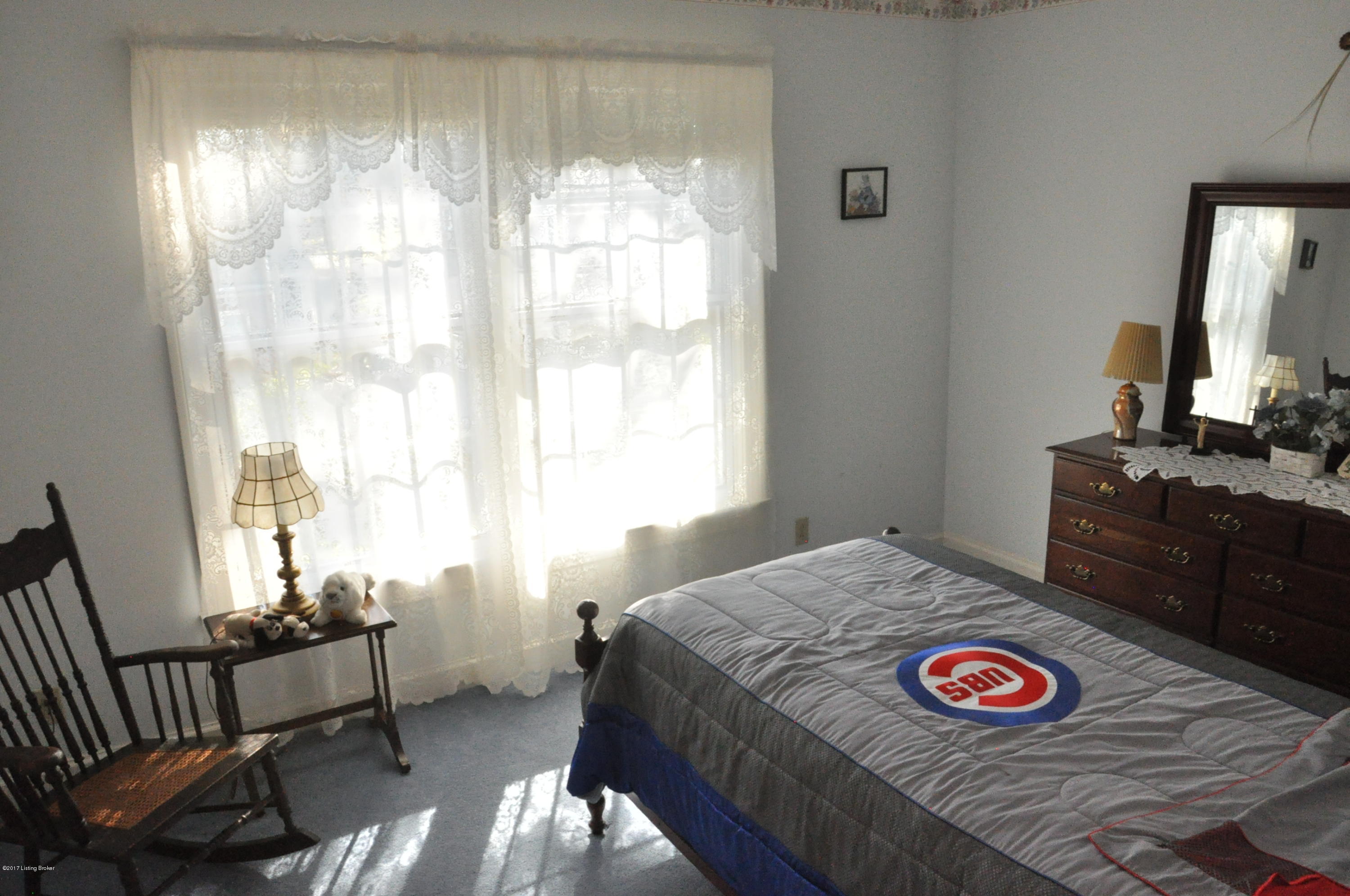 2640 Dundee Road Louisville, KY 40205 - Photo 37 of 46 2nd Floor Bedroom