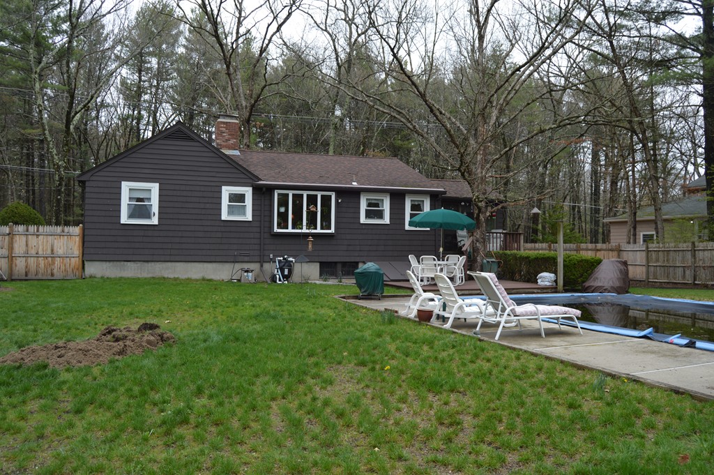 215 Pratts Mill Road Sudbury, MA 01776 - Photo 15 of 18