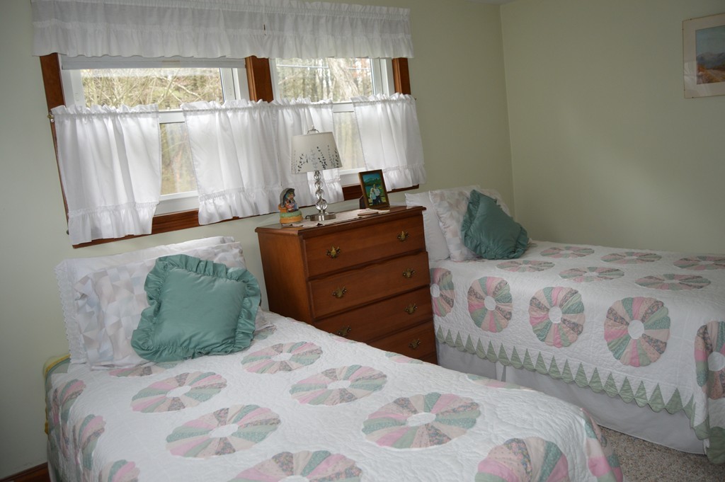 215 Pratts Mill Road Sudbury, MA 01776 - Photo 10 of 18
