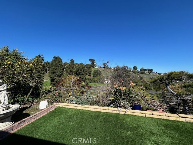 4919 Rockvalley Road Rancho Palos Verdes, CA 90275 - Photo 5 of 32
