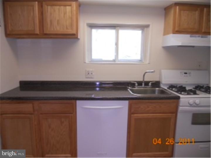 104 Lyster Road Oreland, PA 19075 - Photo 7 of 12 Kitchen