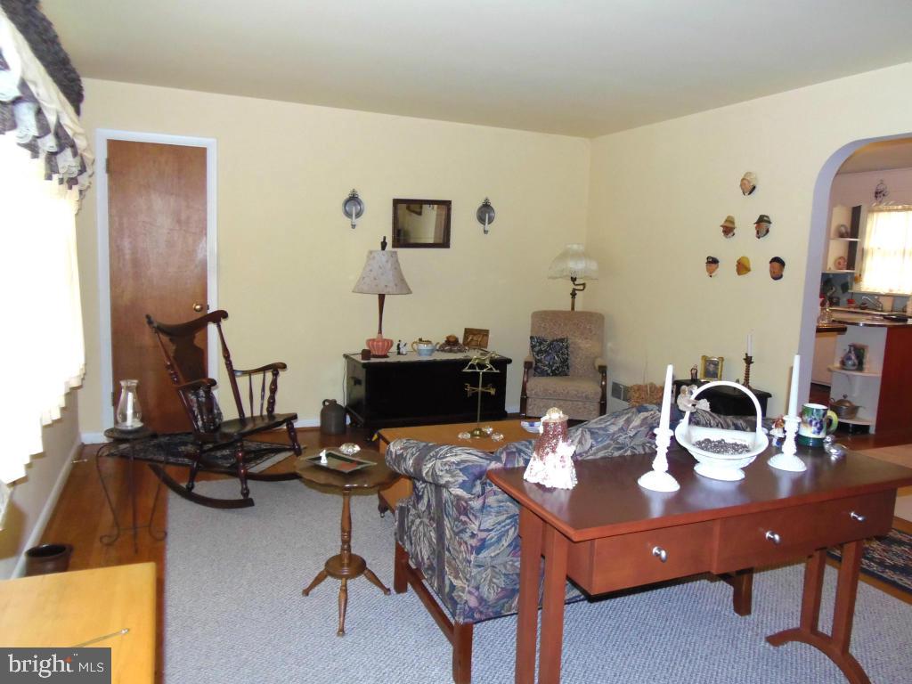 2502 Helena Road Lancaster, PA 17603 - Photo 2 of 12 Gallery Image 2