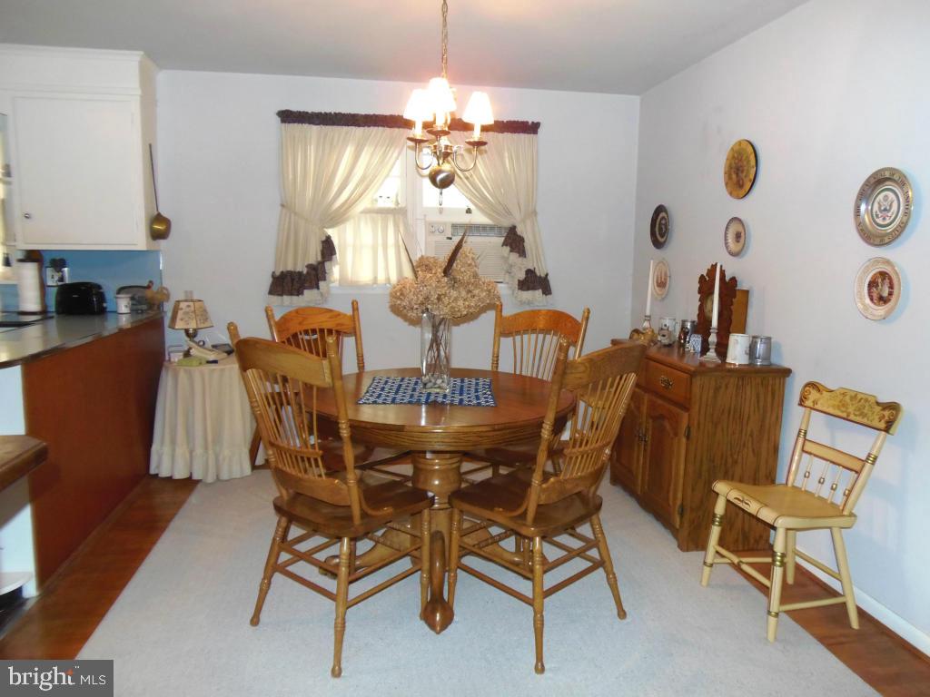 2502 Helena Road Lancaster, PA 17603 - Photo 5 of 12 Gallery Image 5