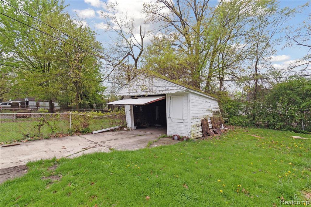 7731 Evergreen Road Detroit, MI 48228 - Photo 26 of 37