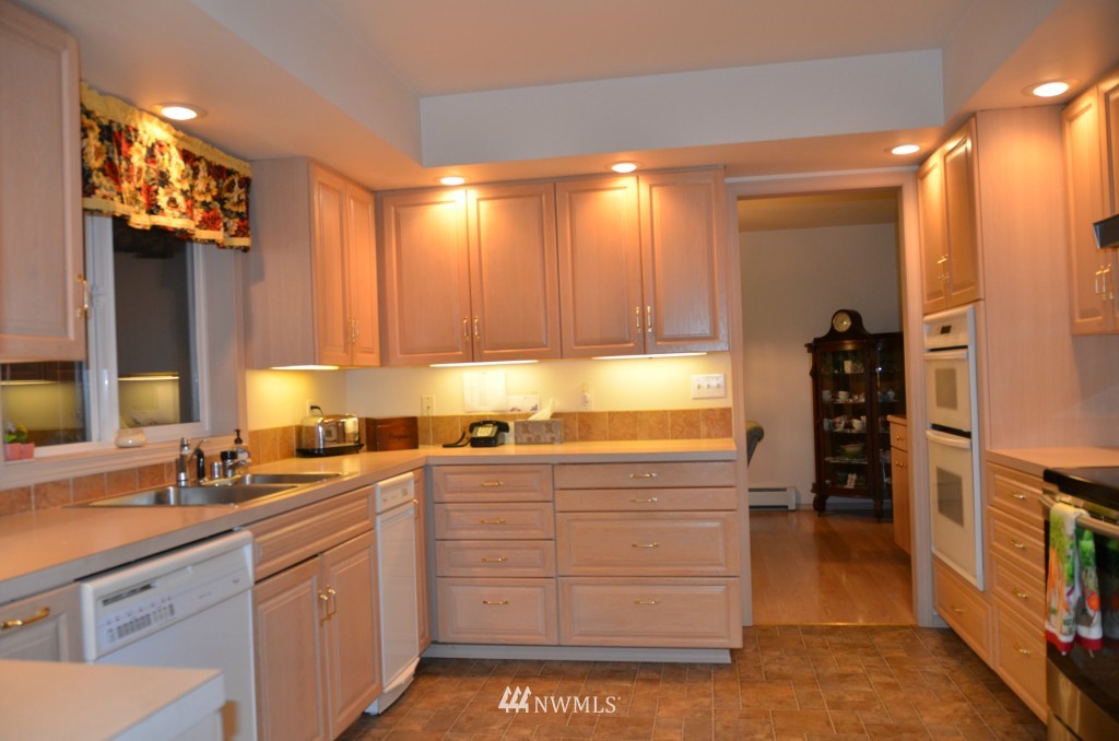 17421 Allen Road Bow, WA 98232 - Photo 14 of 22 Gallery Image 14