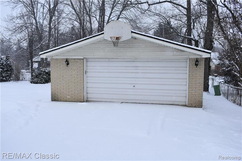 781 Hidden Ridge Drive Troy, MI 48083 - Photo 31 of 34