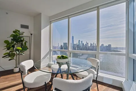 $2,499,000 | 77 Hudson Street, Unit PH 4505, Jersey City, NJ 07302