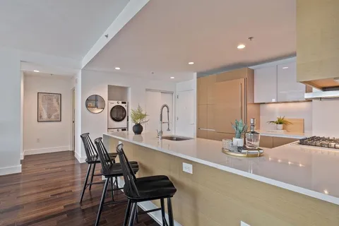 $2,499,000 | 77 Hudson Street, Unit PH 4505, Jersey City, NJ 07302