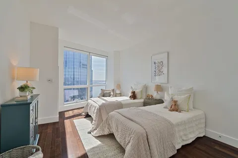 $2,499,000 | 77 Hudson Street, Unit PH 4505, Jersey City, NJ 07302