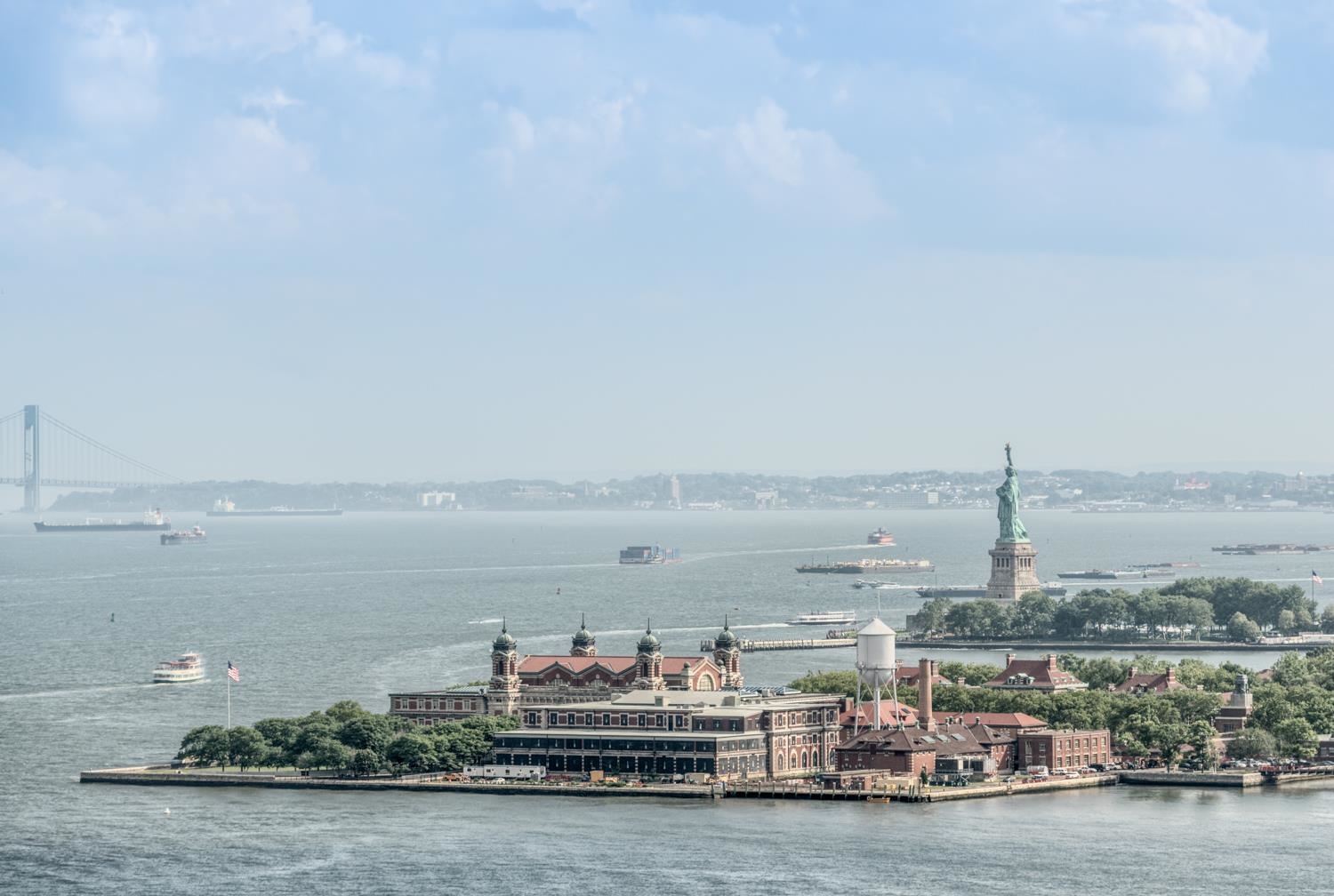 77 Hudson Street, Unit PH 4505 Jersey City, NJ 07302 - Photo 36 of 37 a view of a city