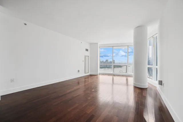 $2,590,000 | 77 Hudson Street, Unit PH 4505, Jersey City, NJ 07302
