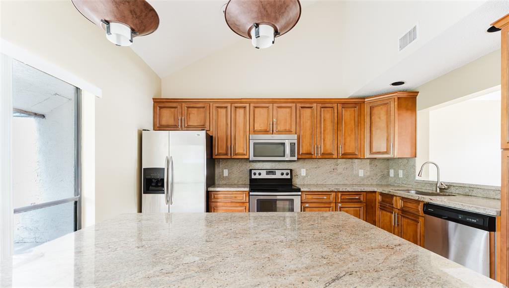 9313 Ketay Circle Boca Raton, FL 33428 - Photo 14 of 37