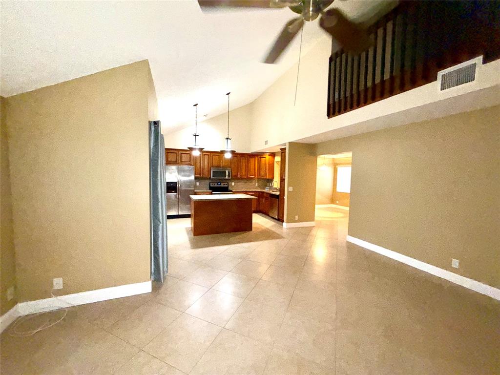 9313 Ketay Circle Boca Raton, FL 33428 - Photo 4 of 37